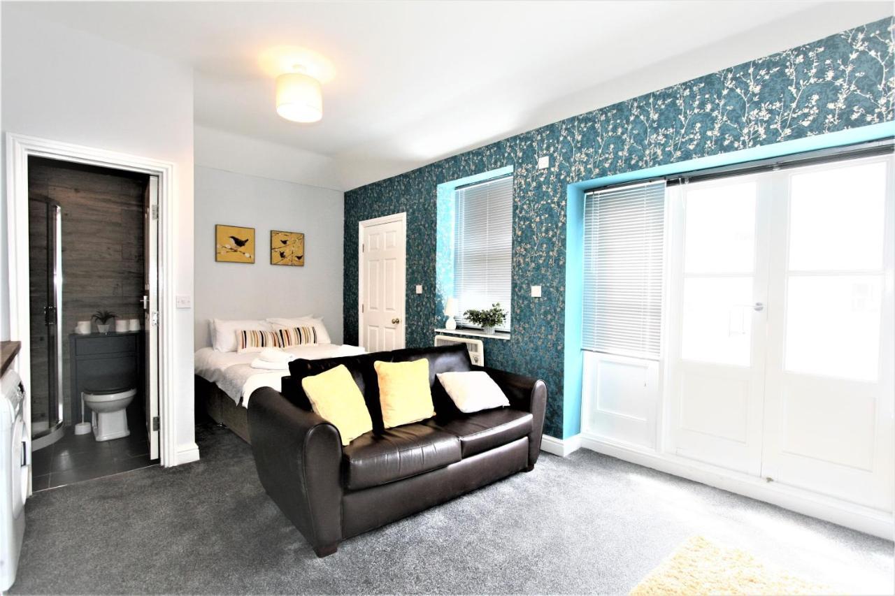 Albion Street Serviced Apartments 첼튼엄 외부 사진